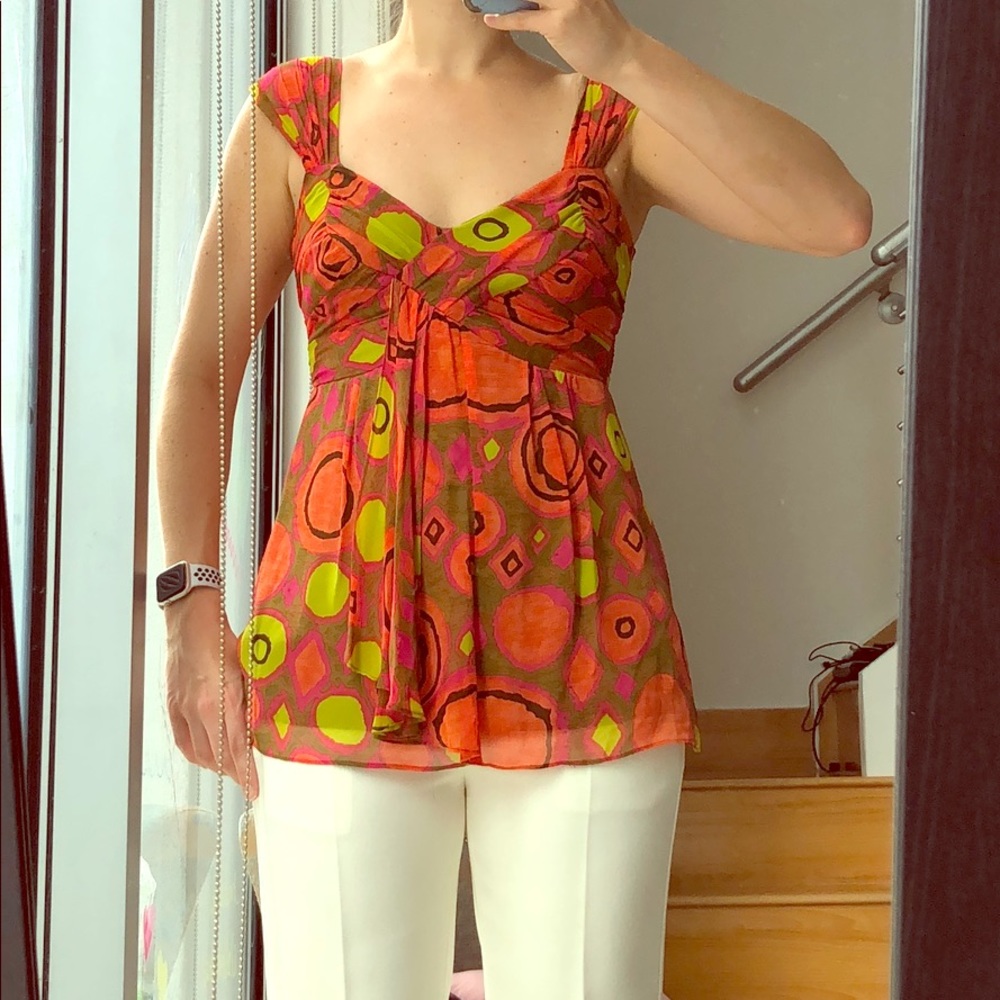 Nanette Lepore sz 2 100% silk printed top